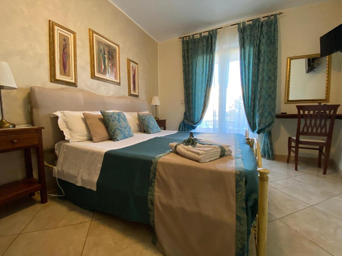 سانتا تيريزا دي ريفا B&B Mareagro المظهر الخارجي الصورة